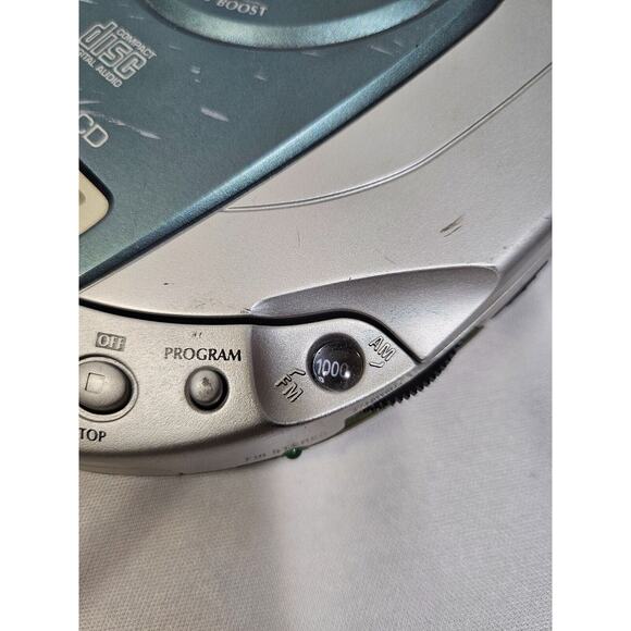 Vintage Lenoxx Sound CD Player With AM FM Radio CD-61 Works Great Clean - Picture 11 of 11